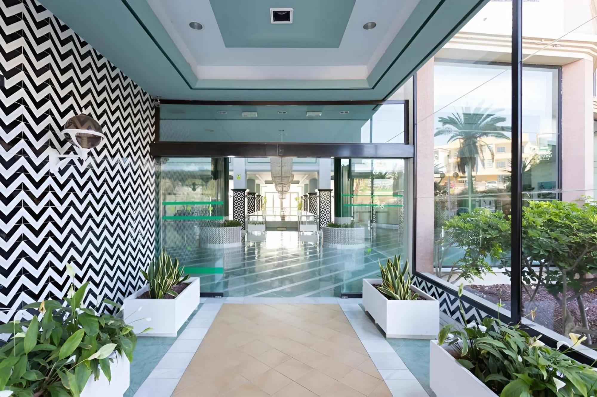 Skyline View Apartment - Free Private Parking Including & Guest Bonus Costa Adeje  Exterior photo